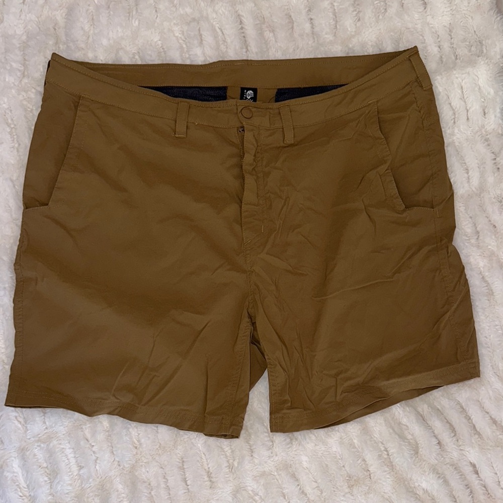 Mountain Hardwear Tan‎ Flat Front Shorts Cotton Blend